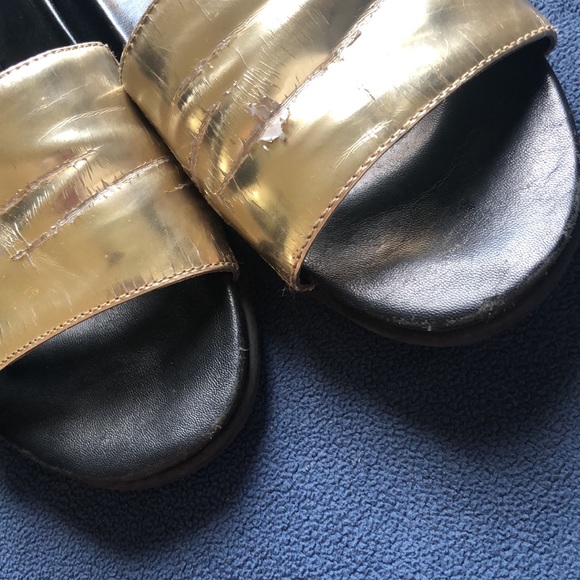 Kenneth Cole New York slides. - Picture 5 of 5